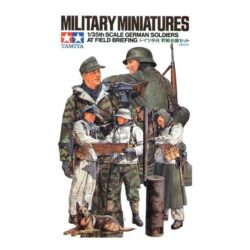 T35212 Tamiya German Soldiers ar Field Briefing 1:35