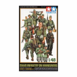 T32530 Tamiya WWII German Infantry on Maneuvers 1:48
