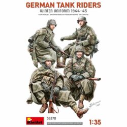 MI35370 Miniart German Tank Riders Winter Uniform 1944-45 1:35