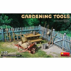 MI35641 Miniart Gardening Tools 1:35